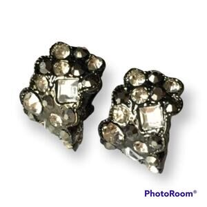 Gunmetal and rhinestone holiday statement clip on earrings